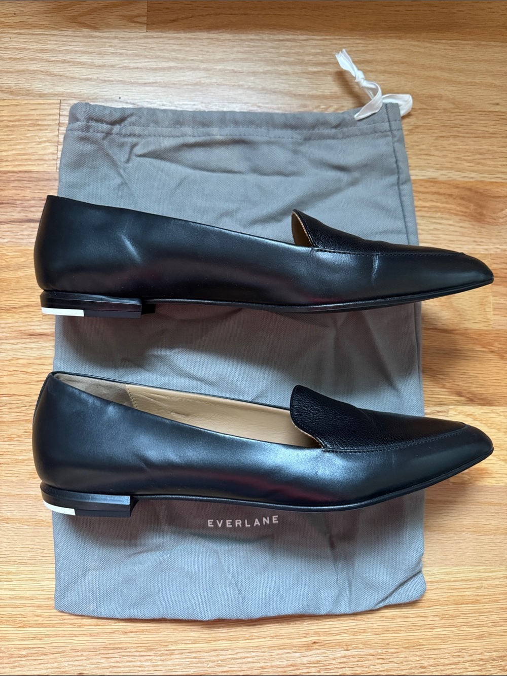 NIB Everlane Black Leather Pointed Loafers Size 11 - Picture 4 of 6